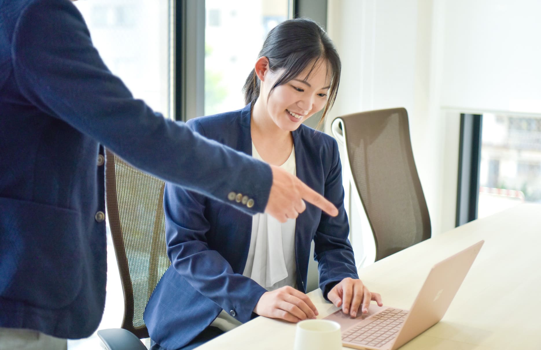 04.午後からも、開放感あるワークスペースで、チームとアイデアを共有。