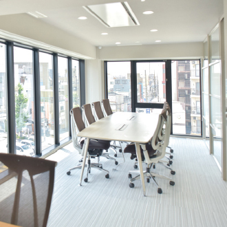 オフィス（2F〜10F）